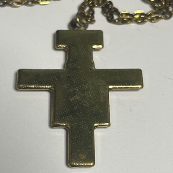 VTG Crucifix Religious Jesus on Cross Pendant Necklace w/19.5" Gold Tone Chain - Picture 5 of 13